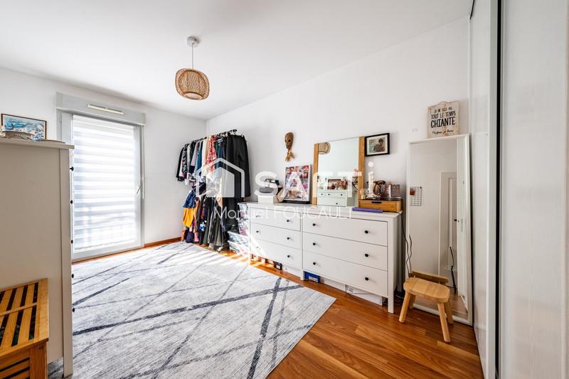 Appartement - 82 m² - 4 pièces