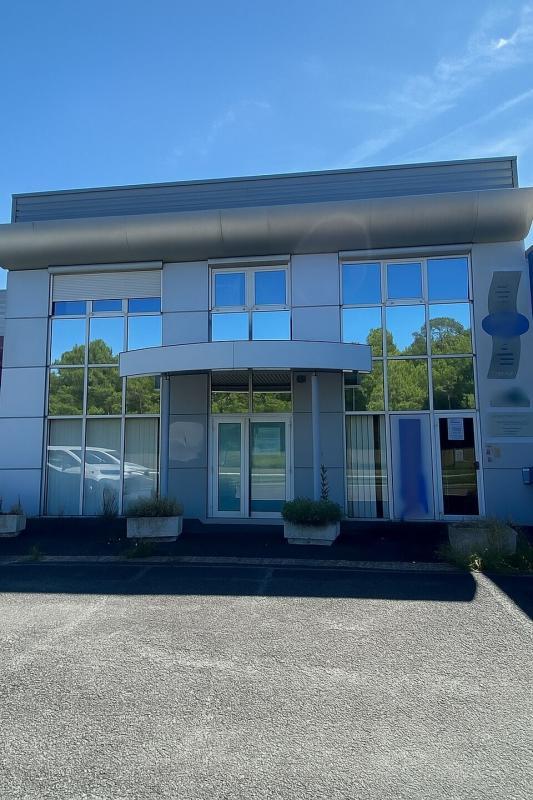 Bureau - 190 m²