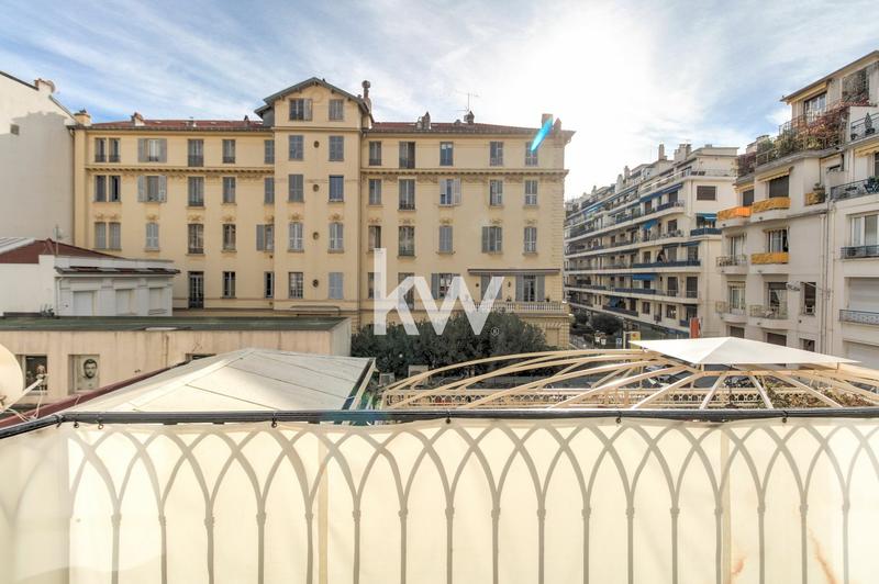 Appartement - 92 m² - 3 pièces