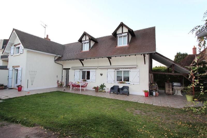 Maison - 131 m² - 5 pièces