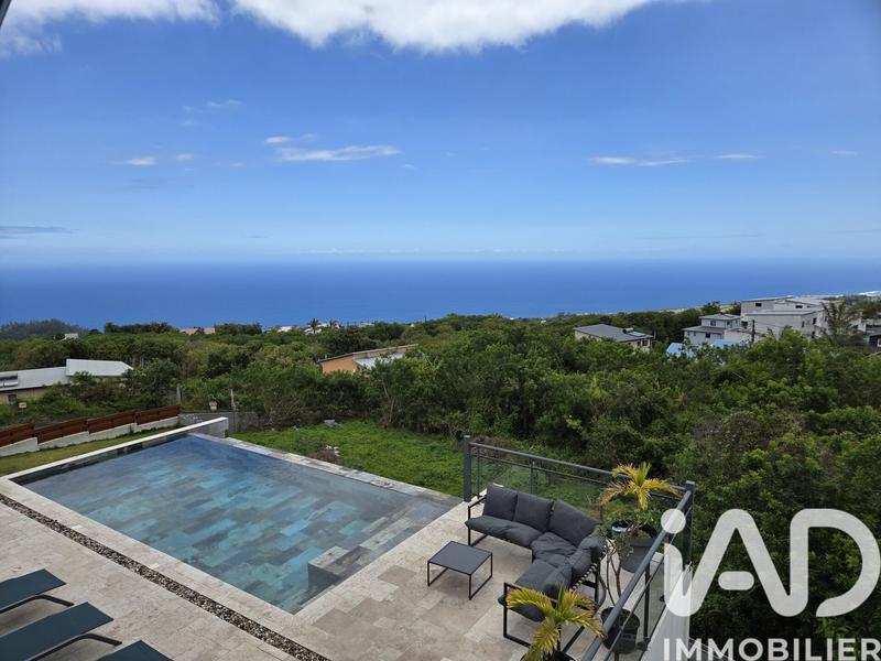 Maison - 422 m² - 12 pièces