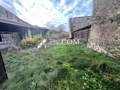 Maison de village - 142 m² - 7 pièces