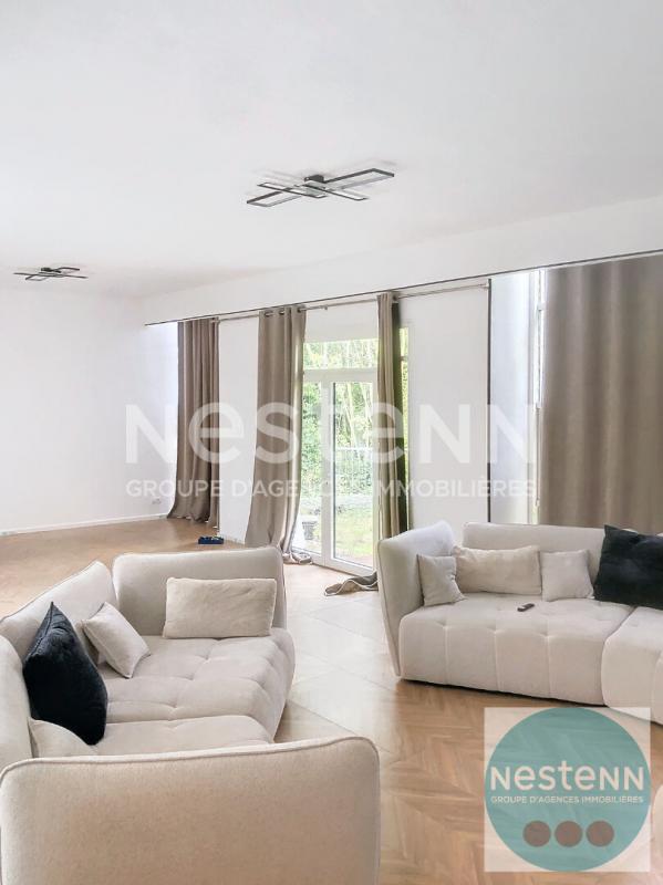 Loft - 366 m² - 6 pièces