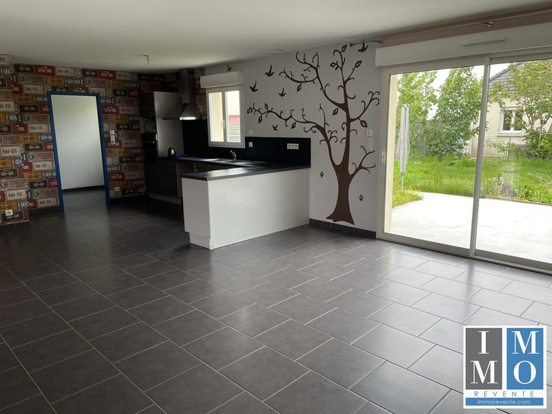 Maison - 104 m² - 5 pièces