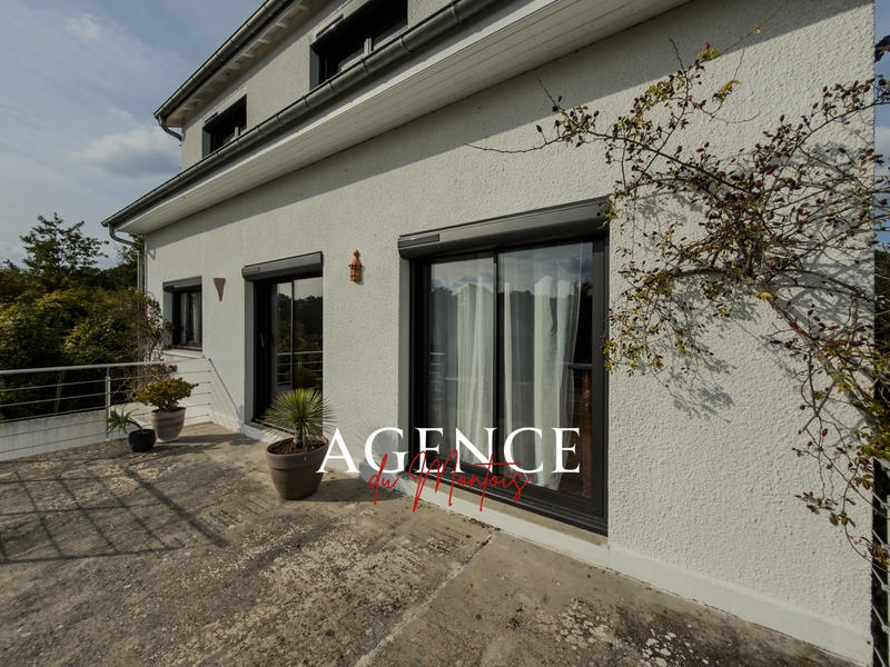 Maison - 165 m² - 5 pièces