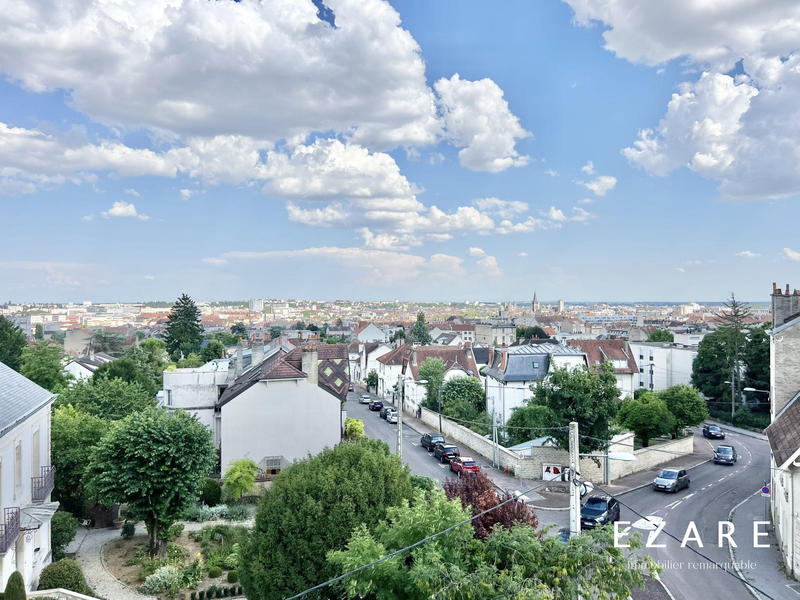 Appartement - 67 m² - 3 pièces