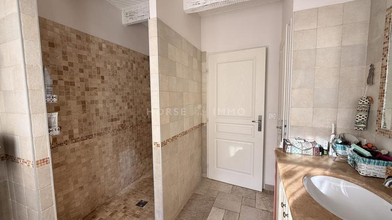 Maison - 197 m² - 6 pièces