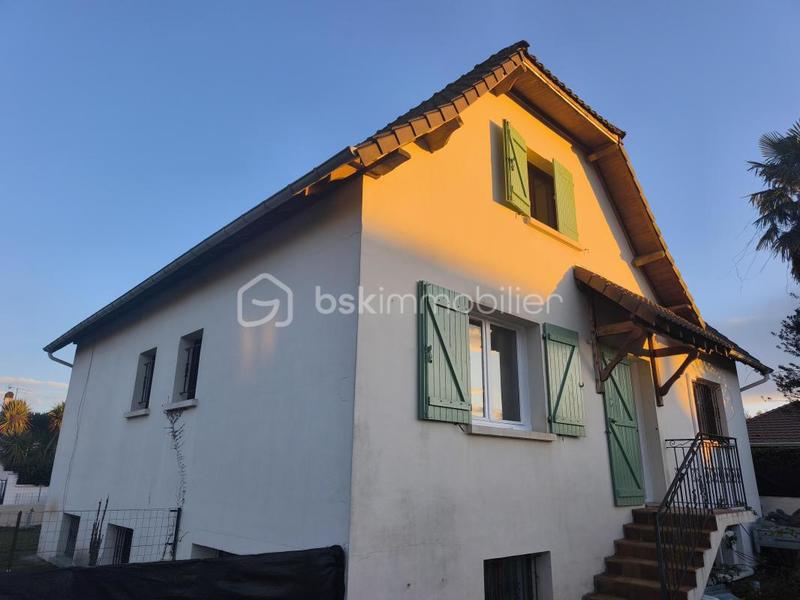 Maison - 153 m² - 6 pièces