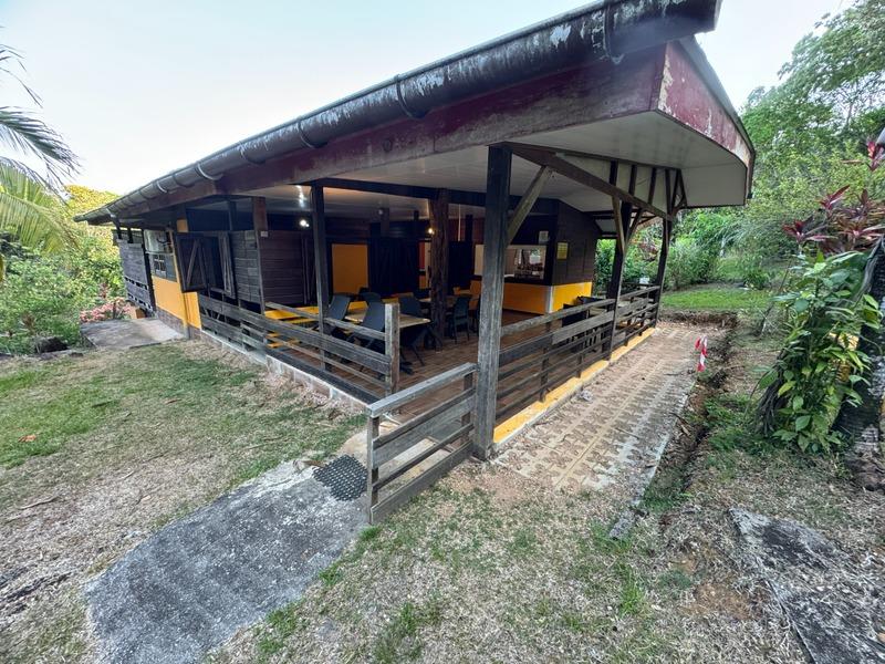 Maison - 167 m² - 3 pièces