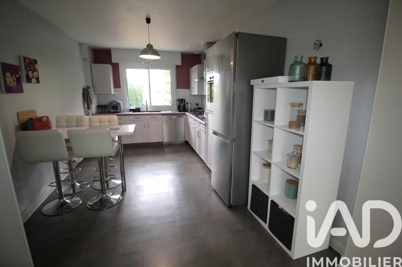 Maison - 183 m² - 7 pièces
