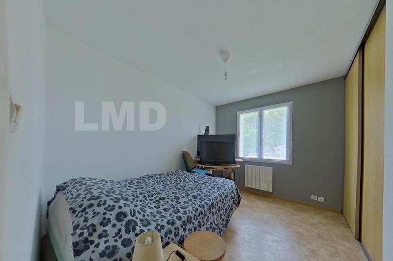 Maison traditionnelle - 97 m² - 5 pièces