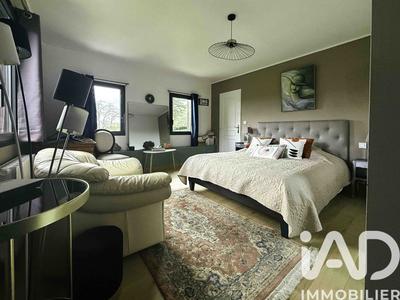 Maison de maîtres - 180 m² - 6 pièces