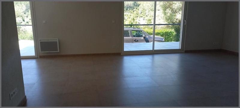 Maison - 230 m² - 10 pièces