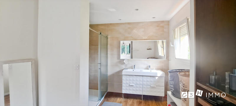 Maison - 133 m² - 5 pièces