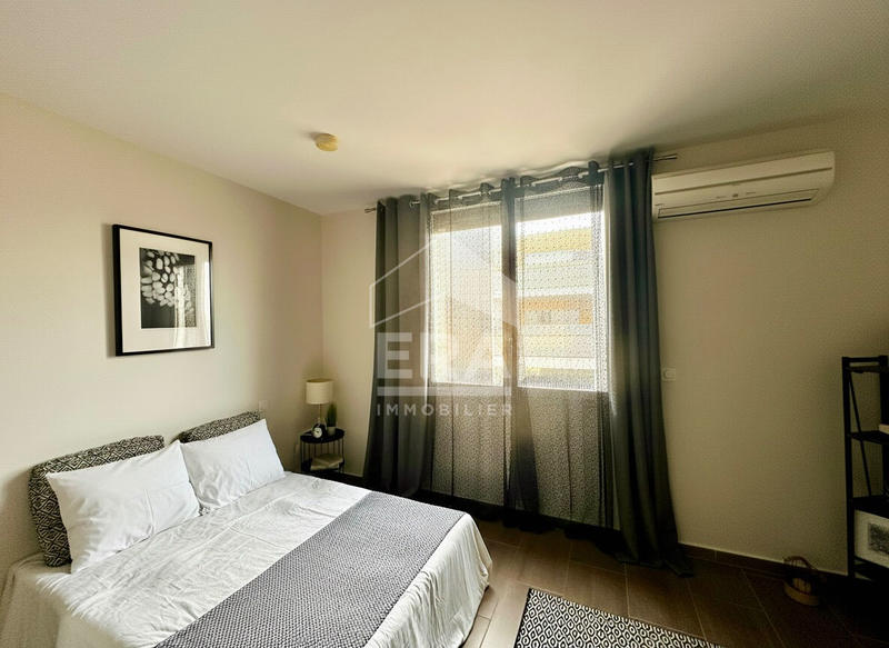 Villa - 290 m² - 9 pièces