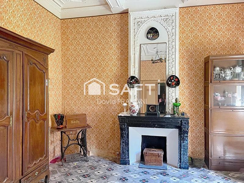 Maison - 320 m² - 12 pièces