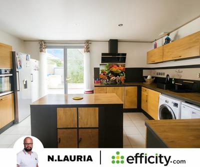 Maison - 90 m² - 4 pièces