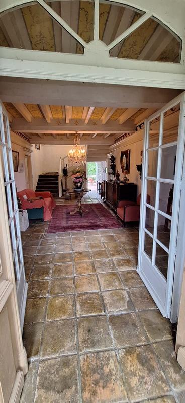 Maison - 347 m² - 1 pièce