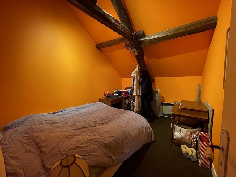 Maison traditionnelle - 251 m² - 6 pièces