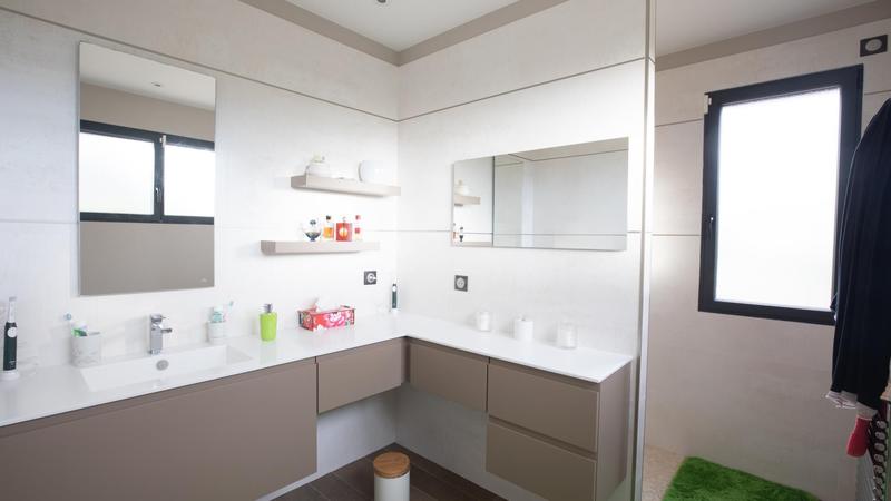 Villa - 199 m² - 7 pièces