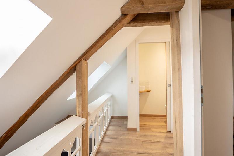 Appartement - 98 m² - 3 pièces