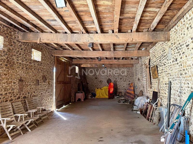 Maison - 325 m² - 8 pièces