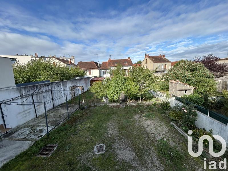 Maison - 207 m² - 5 pièces