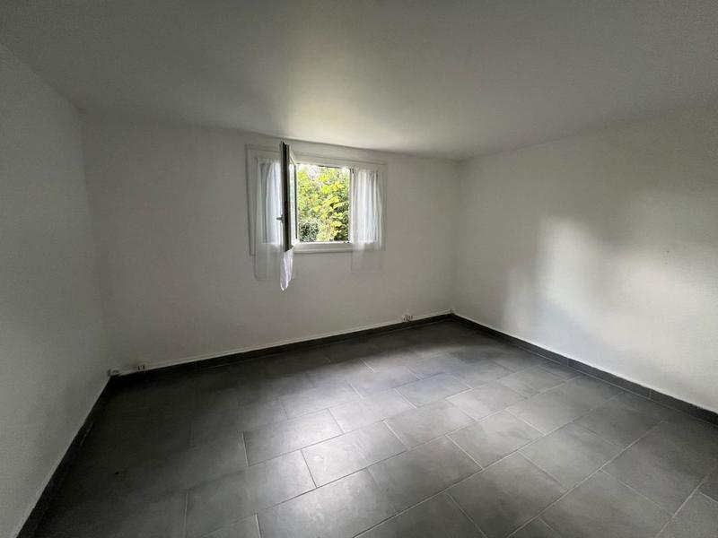 Maison - 185 m² - 6 pièces