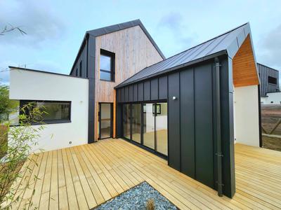 Maison contemporaine - 140 m² - 6 pièces