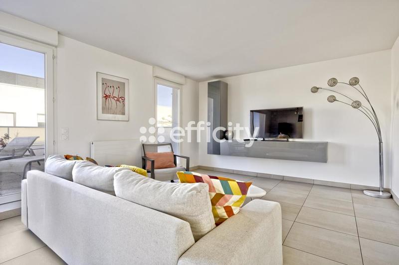 Appartement - 81 m² - 3 pièces