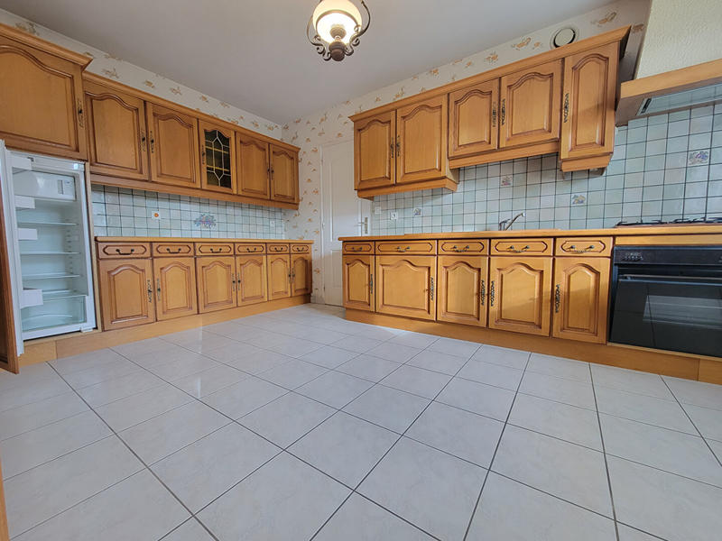 Maison - 145 m² - 6 pièces