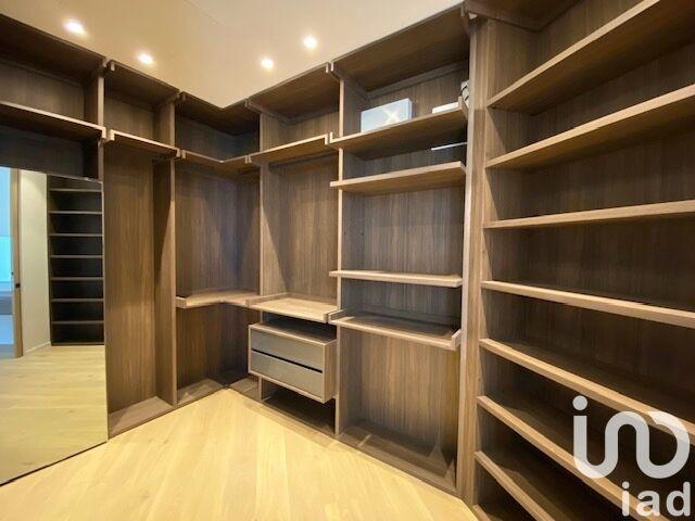 Maison de maîtres - 482 m² - 8 pièces