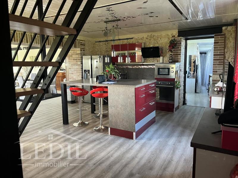 Maison en pierre - 179 m² - 4 pièces