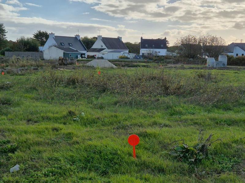 Terrain de lotissements - 301 m²