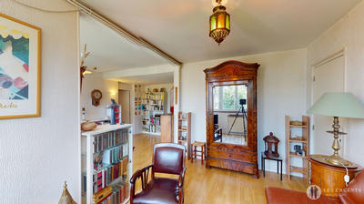 Appartement - 82 m² - 5 pièces