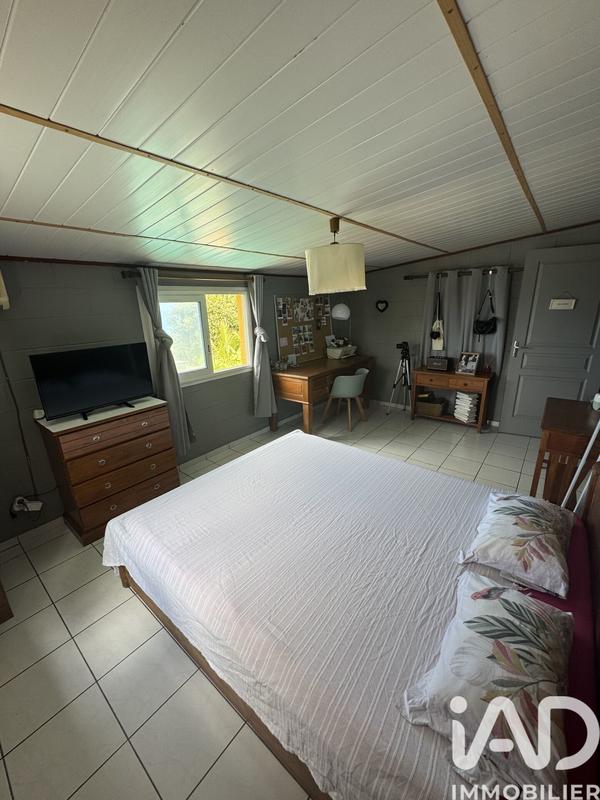 Maison - 251 m² - 7 pièces