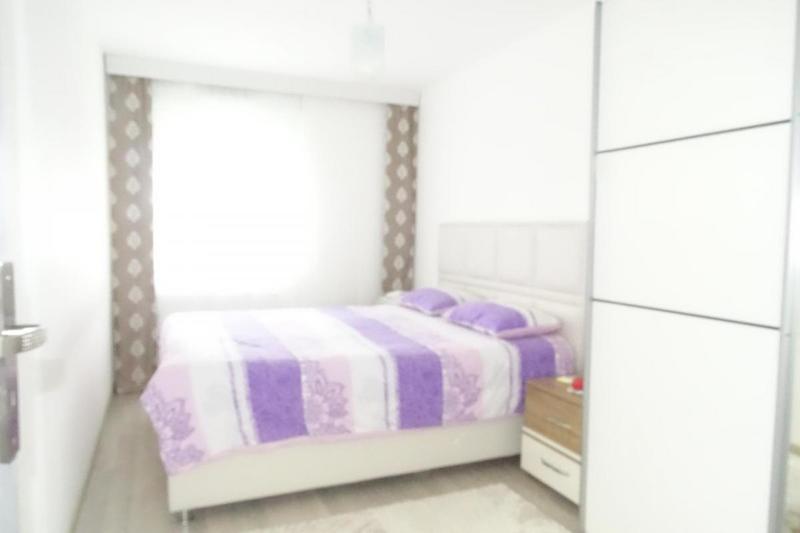 Appartement - 90 m² - 6 pièces