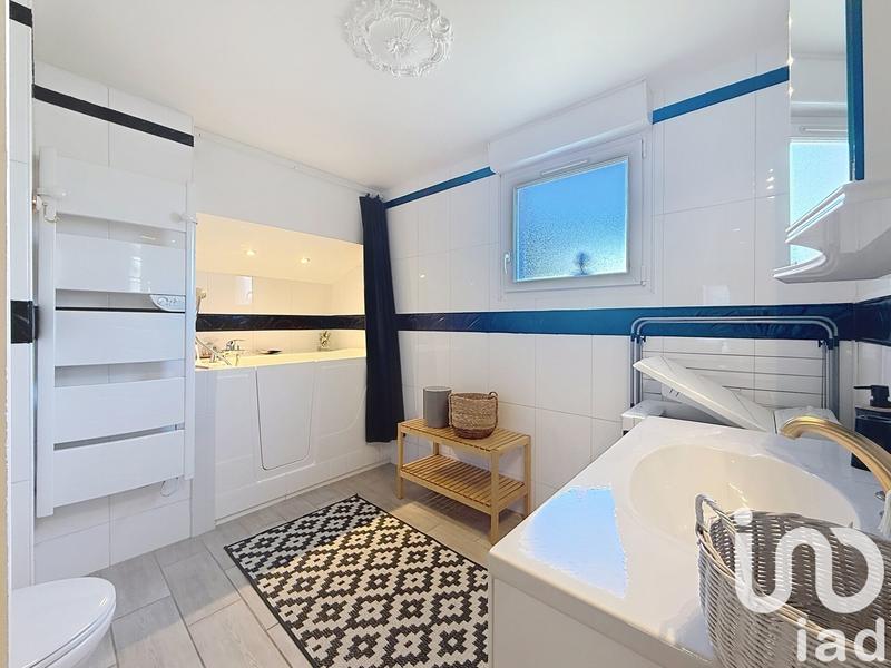 Maison - 167 m² - 7 pièces