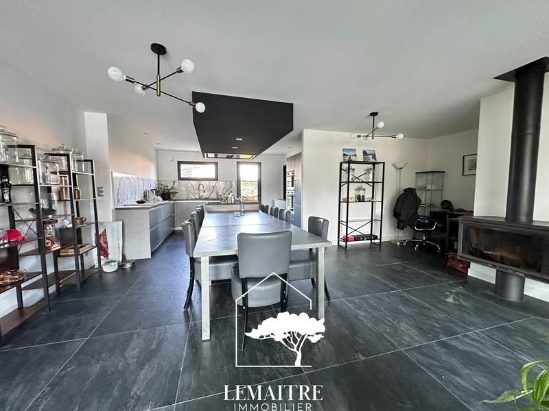 Maison - 175 m² - 5 pièces