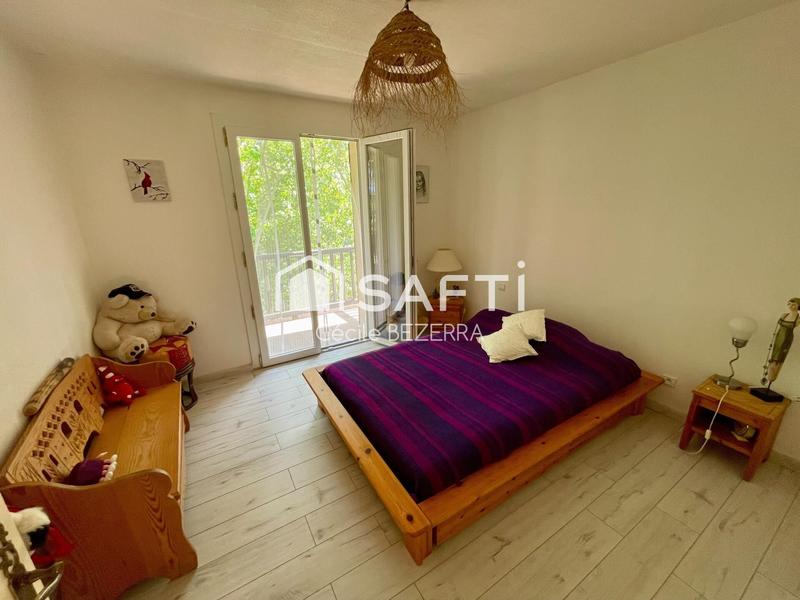 Maison - 239 m² - 7 pièces