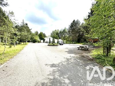 Terrain - 68 672 m²