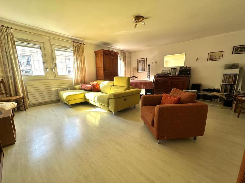 Duplex - 122 m² - 4 pièces