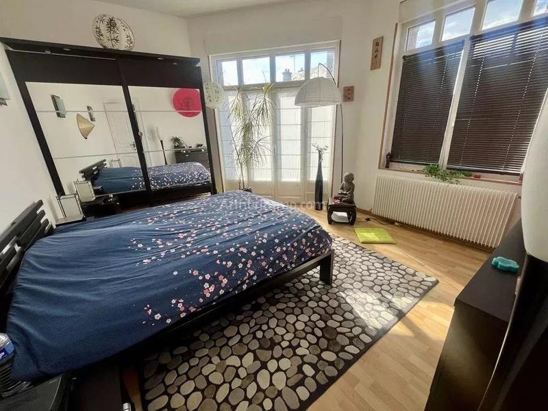 Maison - 226 m² - 7 pièces