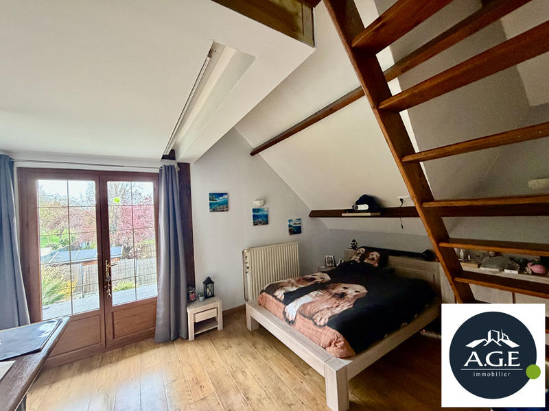 Maison - 174 m² - 7 pièces