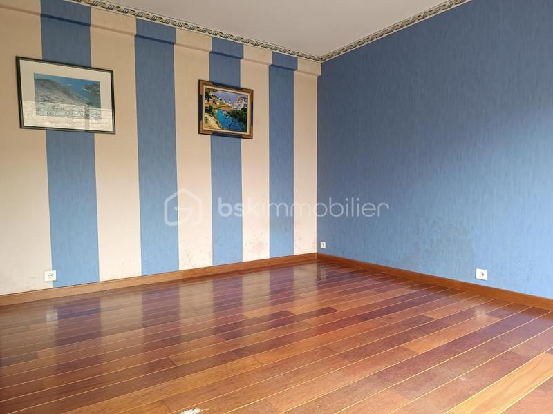 Maison - 150 m² - 7 pièces