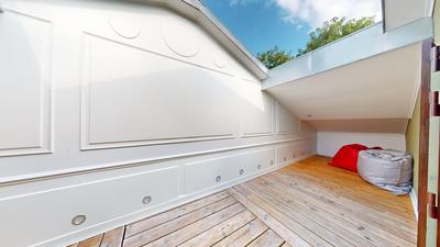 Maison contemporaine - 223 m² - 7 pièces