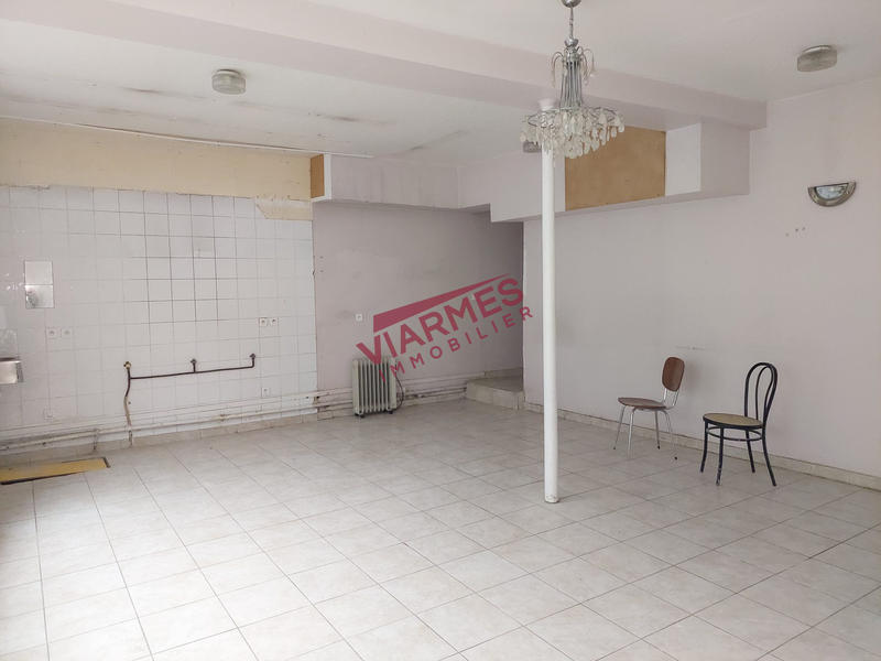 Magasins - 62 m²
