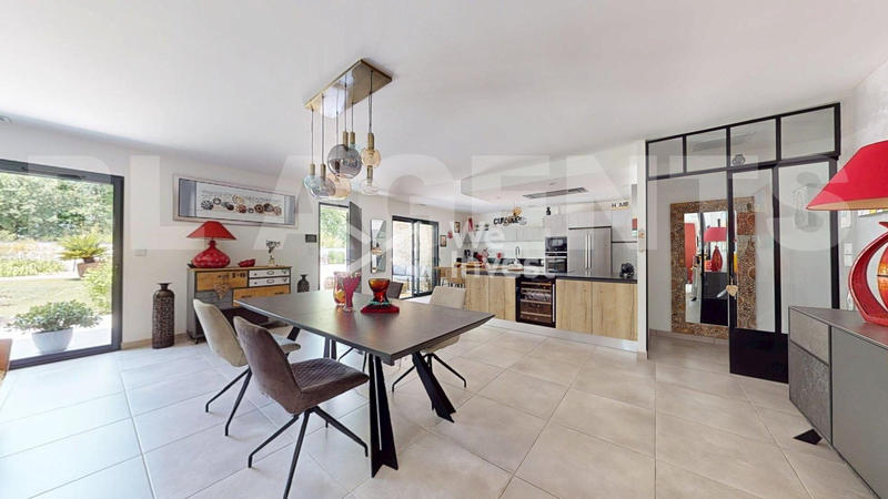 Villa - 190 m² - 7 pièces