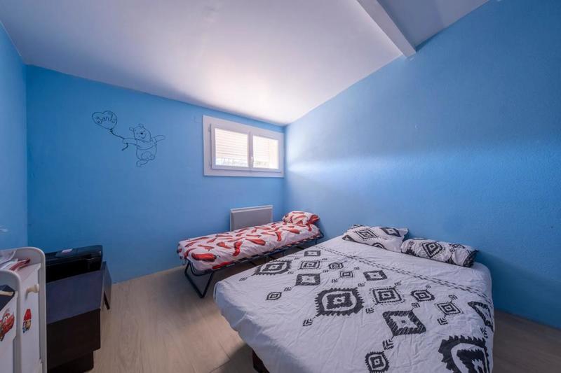 Maison - 250 m² - 11 pièces