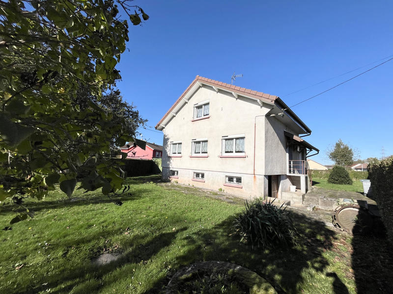 Maison - 100 m² - 5 pièces